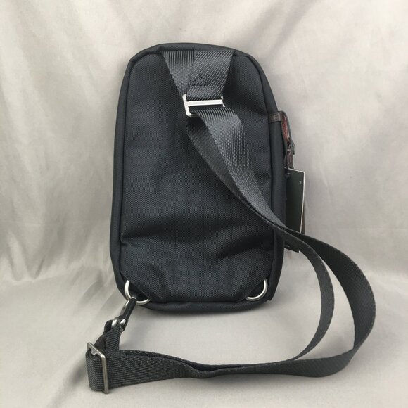 TUMI SLING BAG In black - Picture 3 of 11